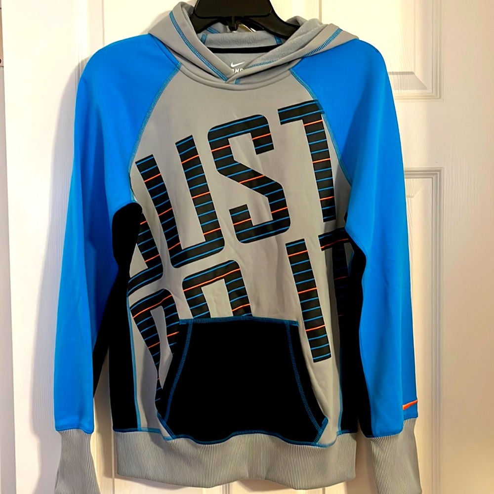 Nike Therma-fit boys hoodie